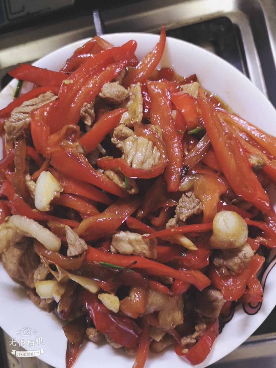 红辣椒炒肉