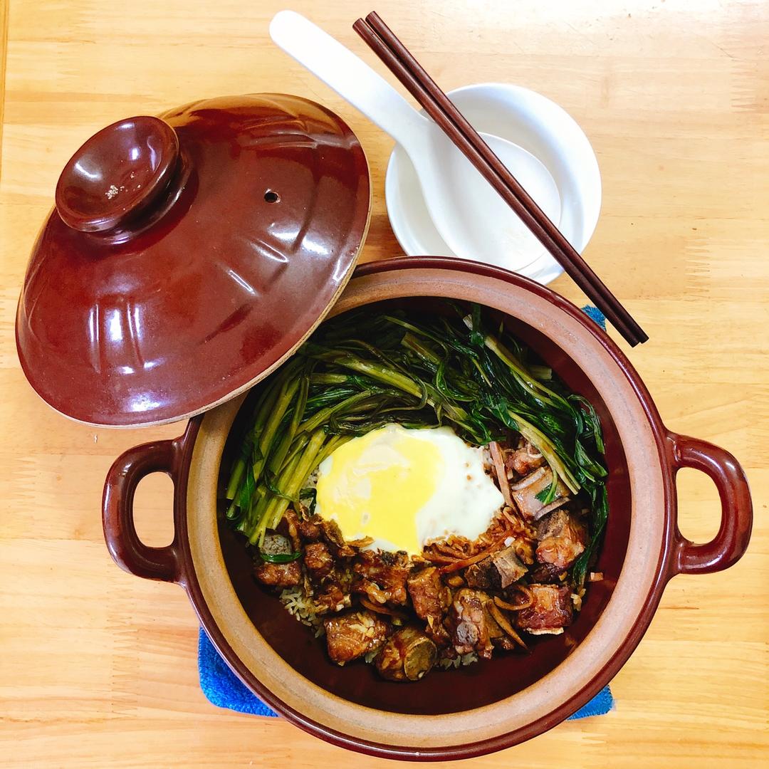 腊味排骨煲仔饭