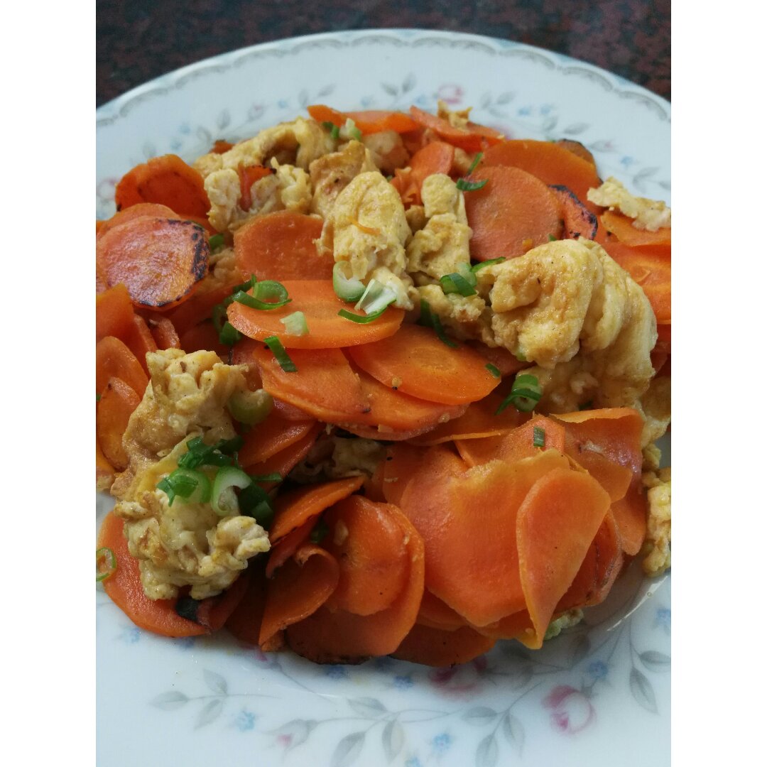 胡萝卜炒蛋