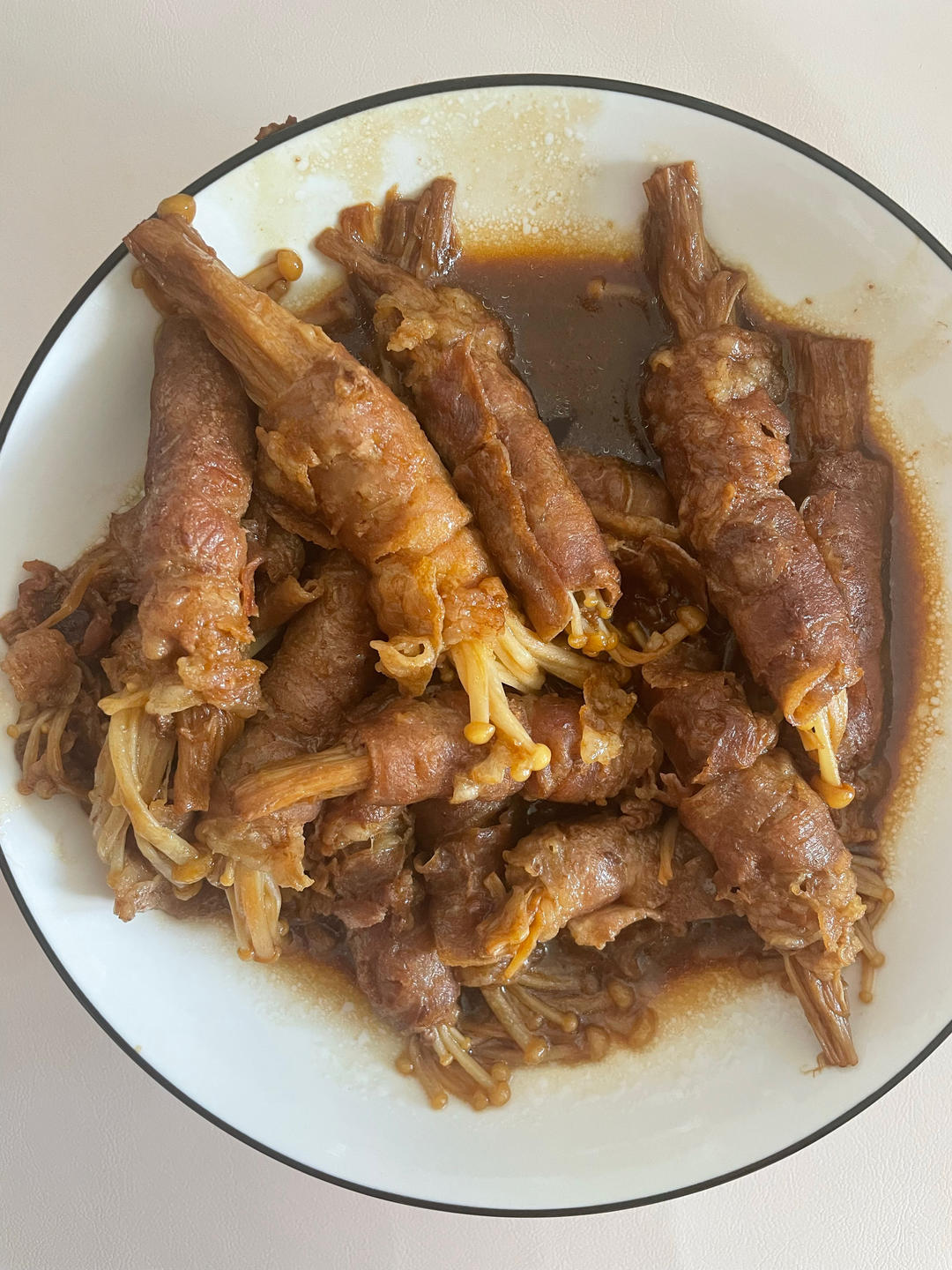 超级下饭的金针菇牛肉卷