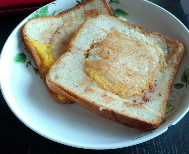 早餐吃的好  土司荷包蛋的做法