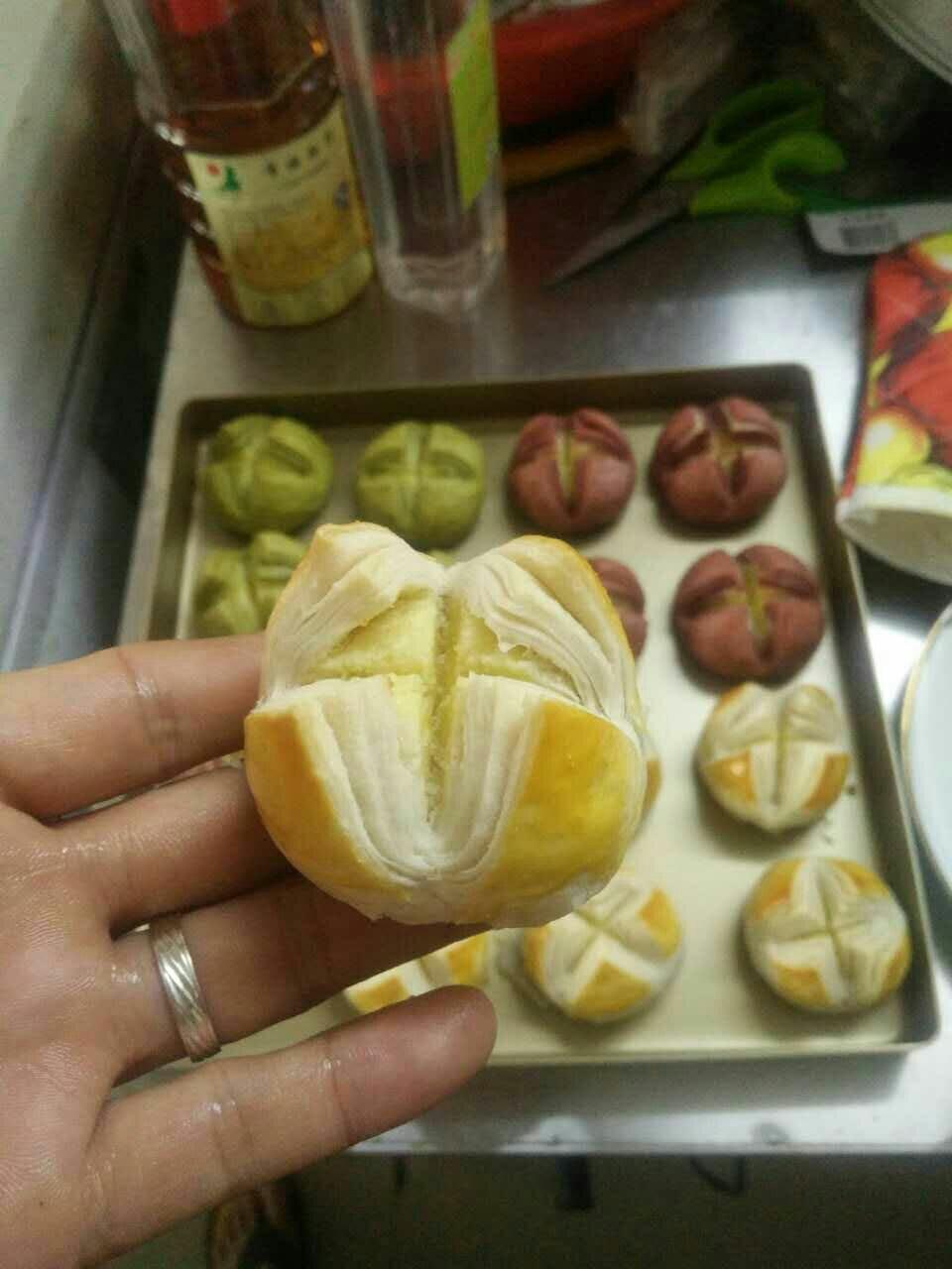 花开富贵之四种口味的椰蓉开口酥