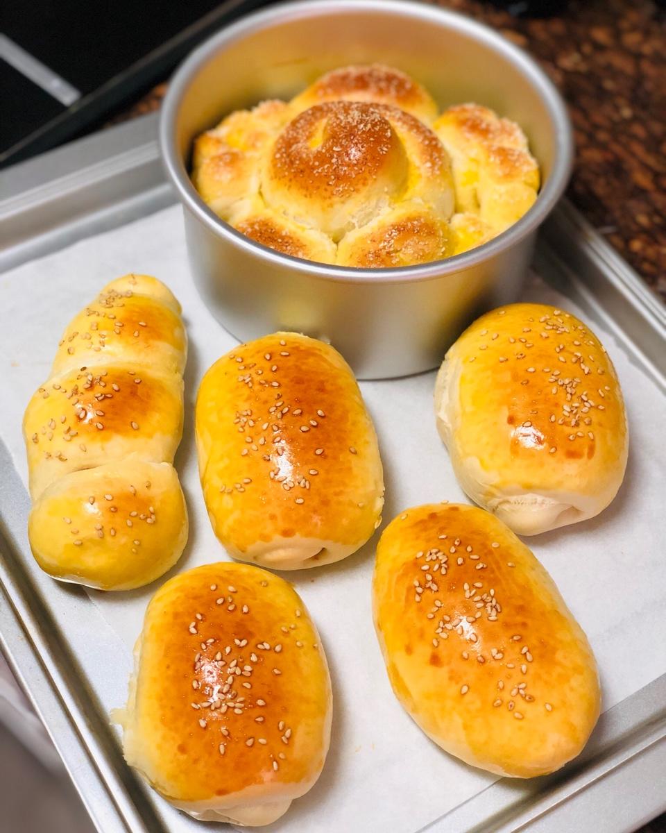 火腿肉松面包卷