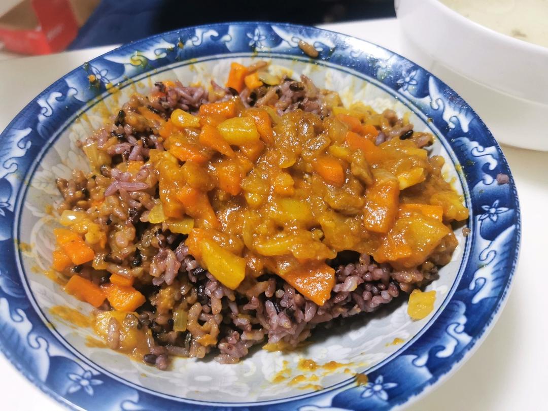 咖喱鸡肉饭