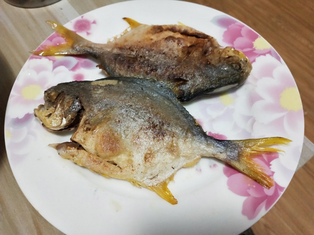 香煎金鲳鱼(仓鱼)