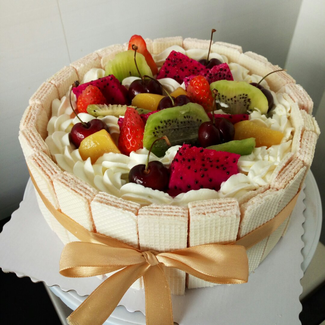 生日蛋糕教程【威化饼干围边】