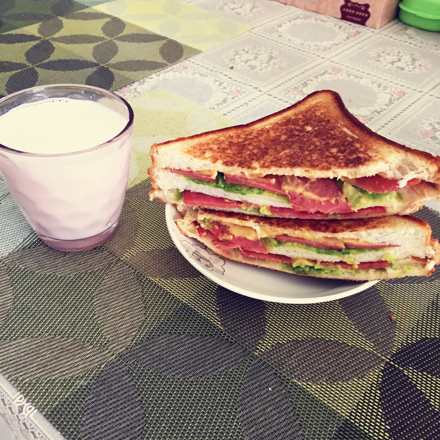 牛油果早餐三明治 Avocado Breakfast Toasted Sandwich