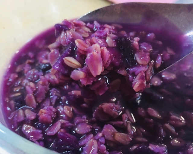 宿舍轻食低卡紫薯燕麦粥的做法
