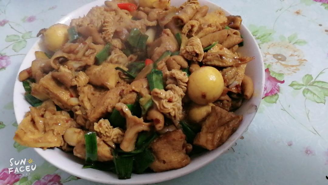 爆炒香辣鸡杂