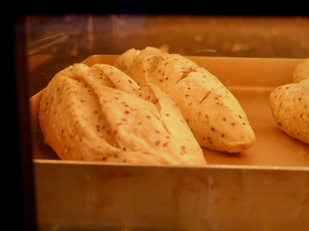 红糖肉桂核桃手撕面包