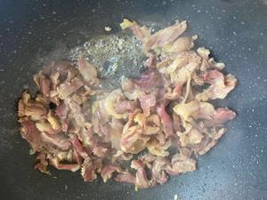 蒜薹炒云腿肉的做法 步骤4