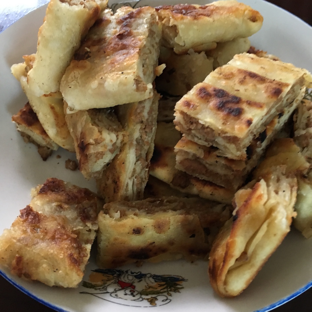 猪肉大葱千层饼