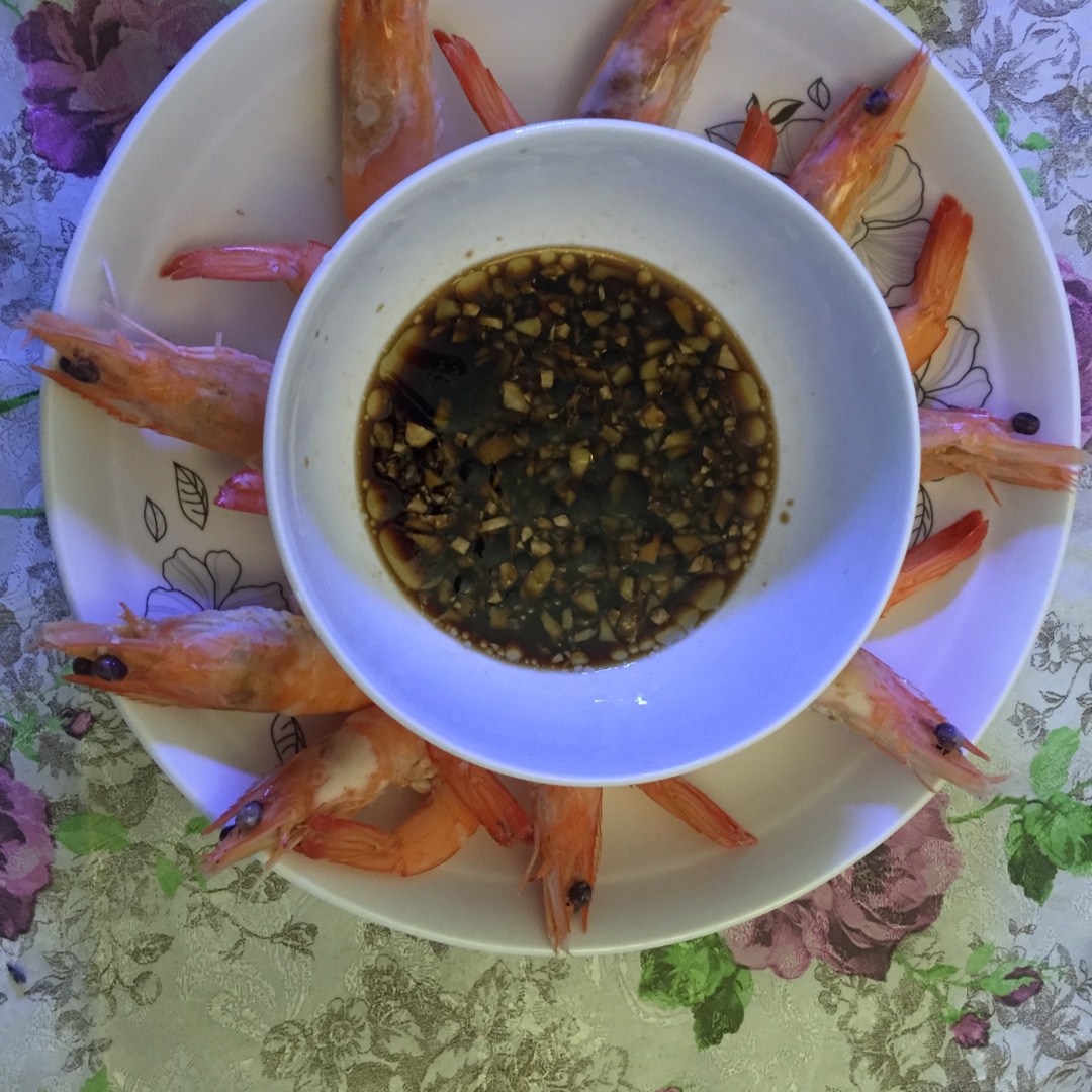 迷迭香：白灼虾