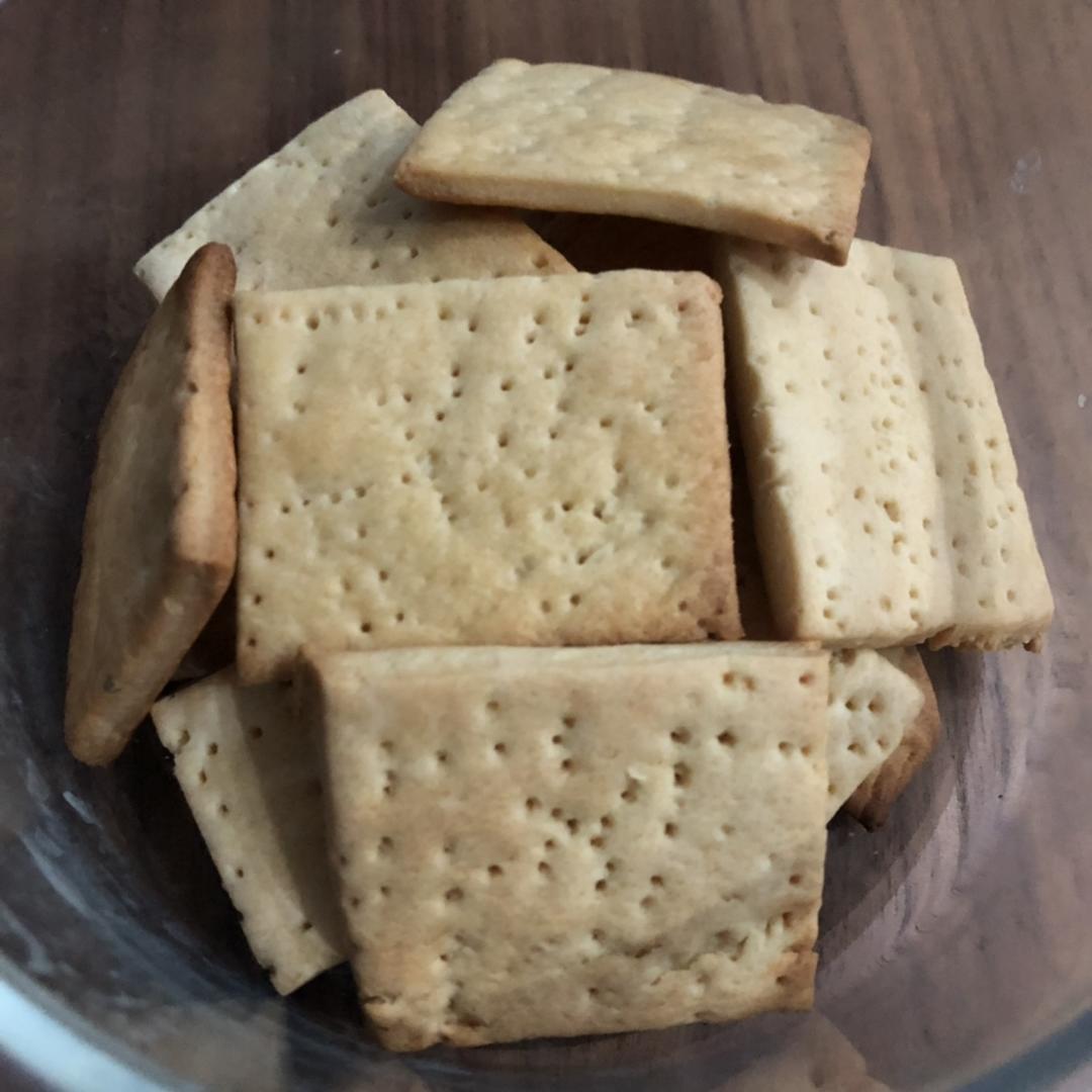 孕妇零食低脂高钙苏打饼干