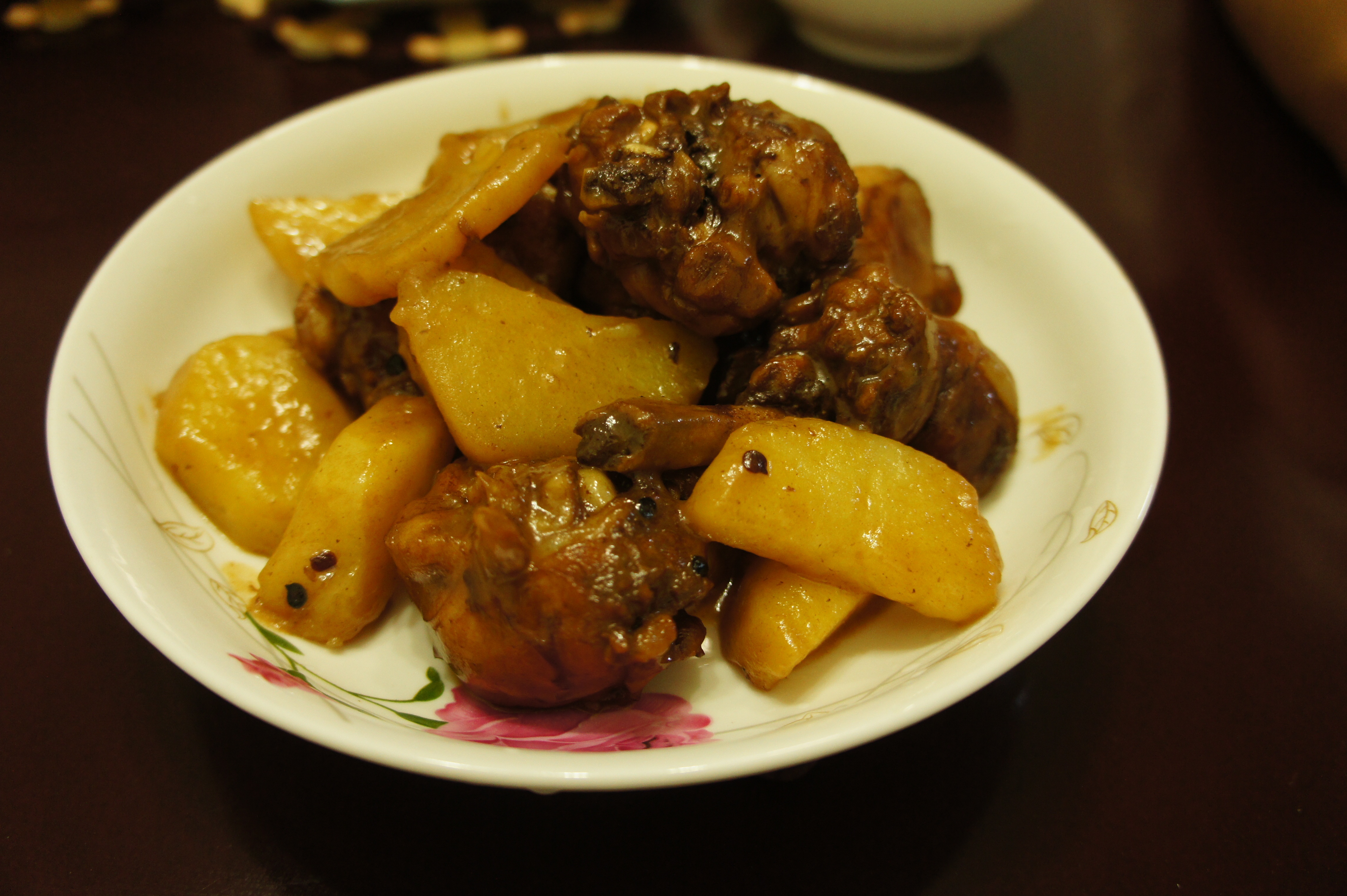 红烧土豆炖鸡腿