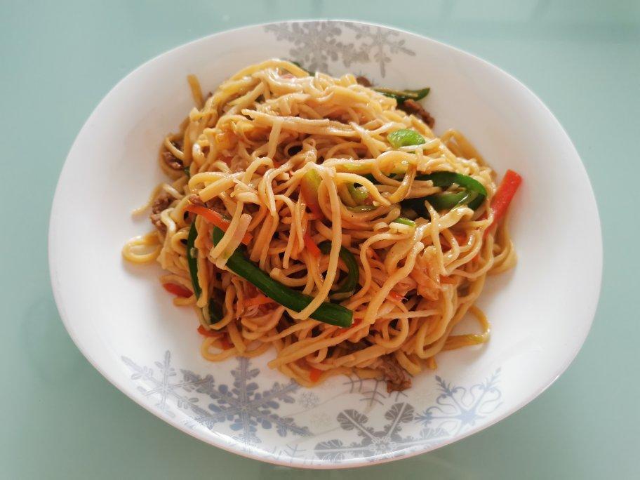 青椒肉丝炒面