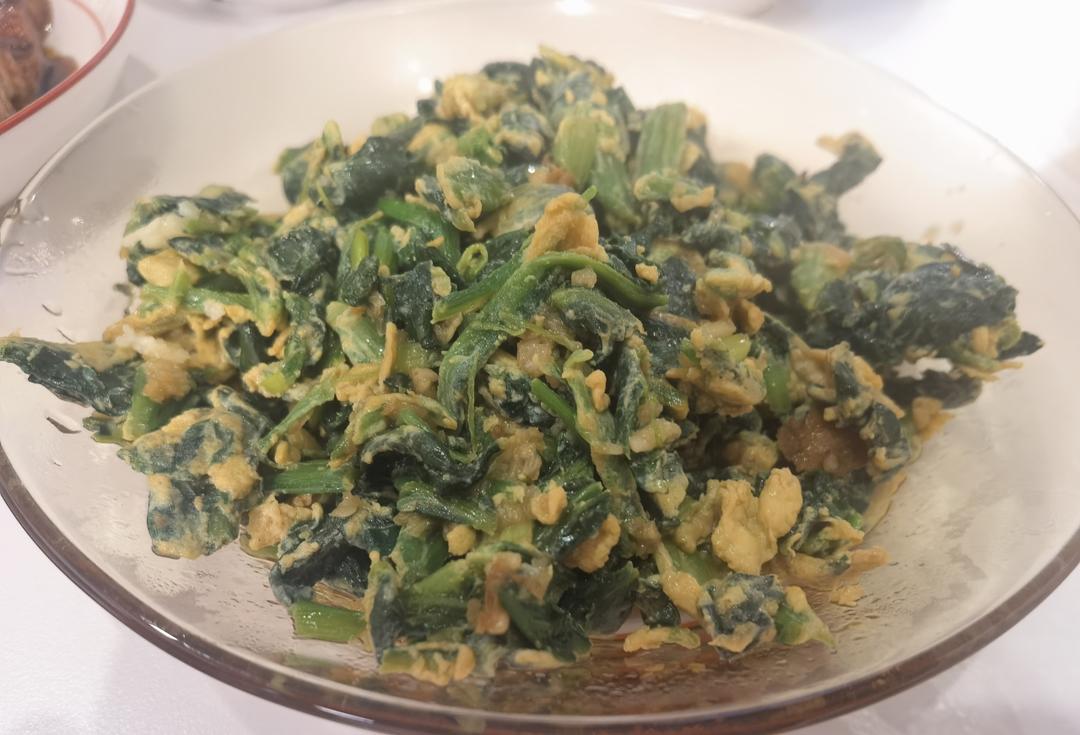 菠菜炒鸡蛋