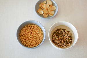 百合薏仁绿豆浆的做法 步骤2