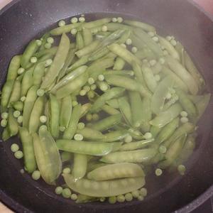 水煮豌豆的做法 步骤4