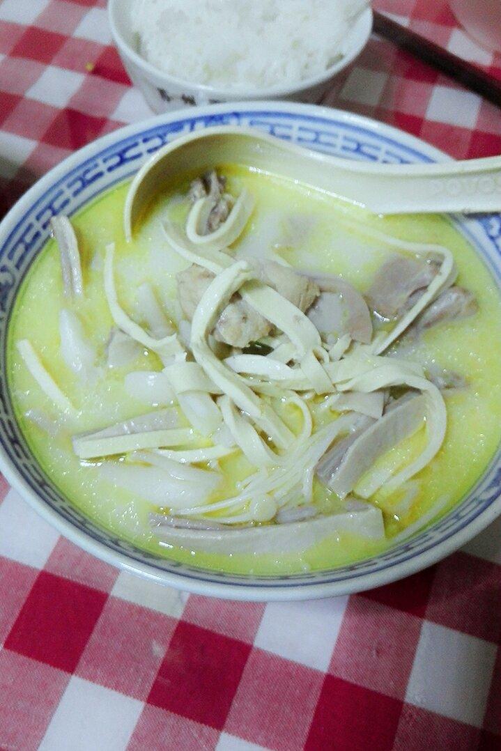 媲美捞王的猪肚鸡