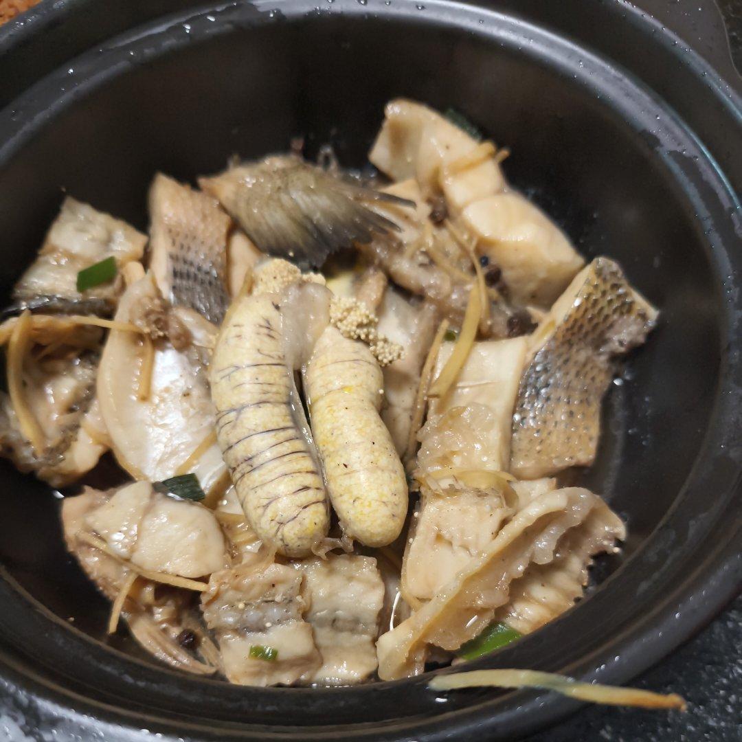 鲜嫩豆腐鲈鱼煲