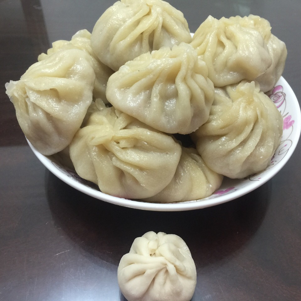 梨花压海棠的面点作业