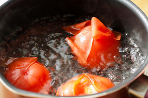 无水番茄浓汤的做法 步骤2