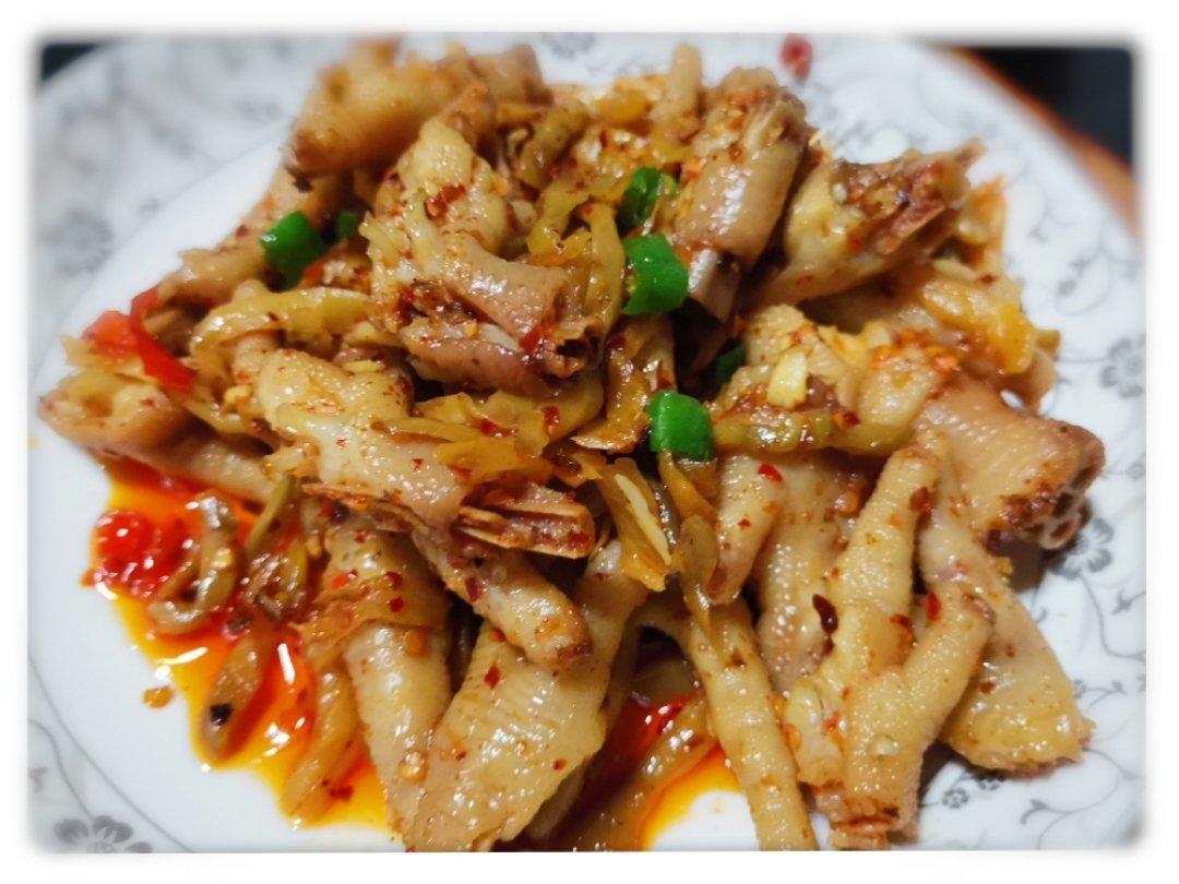 卤鸡爪子