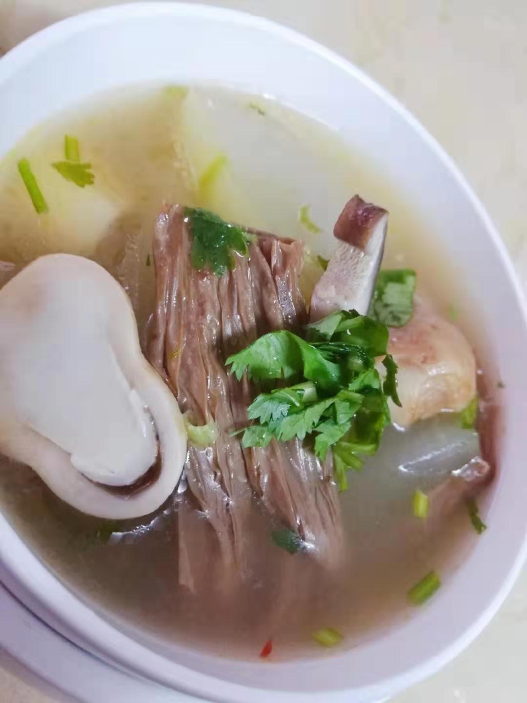 素食︶冬瓜黑腐竹菌汤的做法