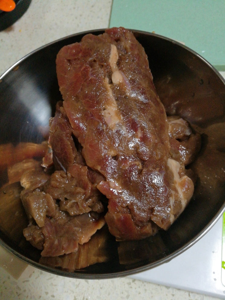 小炒黄牛肉（少油湘菜）的做法 步骤1