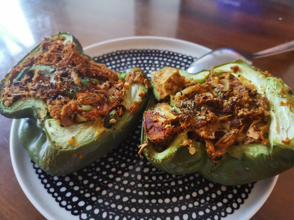 Keto Lunch tuna avocado cup