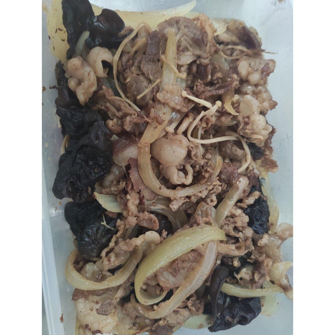 洋葱炒羊肉