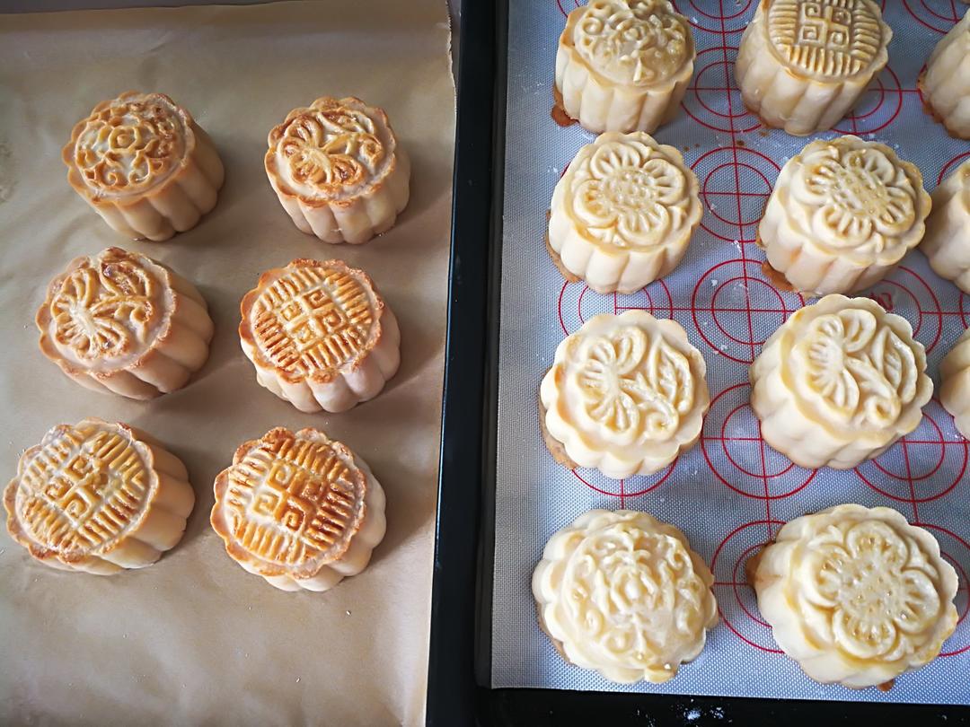 【曼食慢语】蛋黄莲蓉月饼
