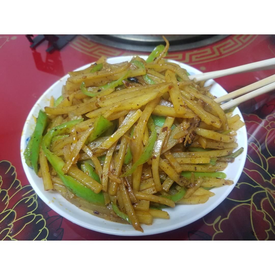 老干妈青椒土豆丝