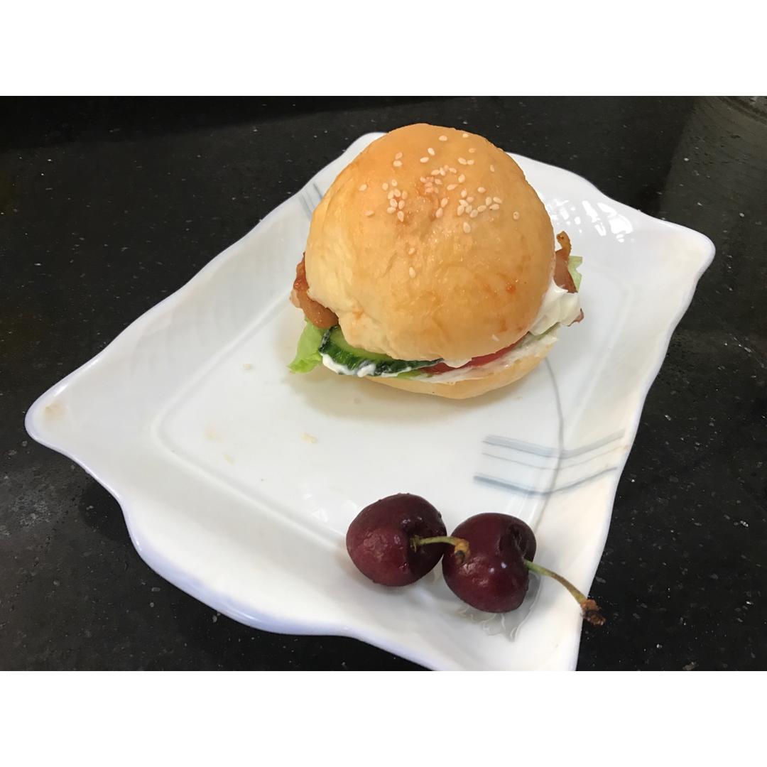 自制营养肉饼汉堡包