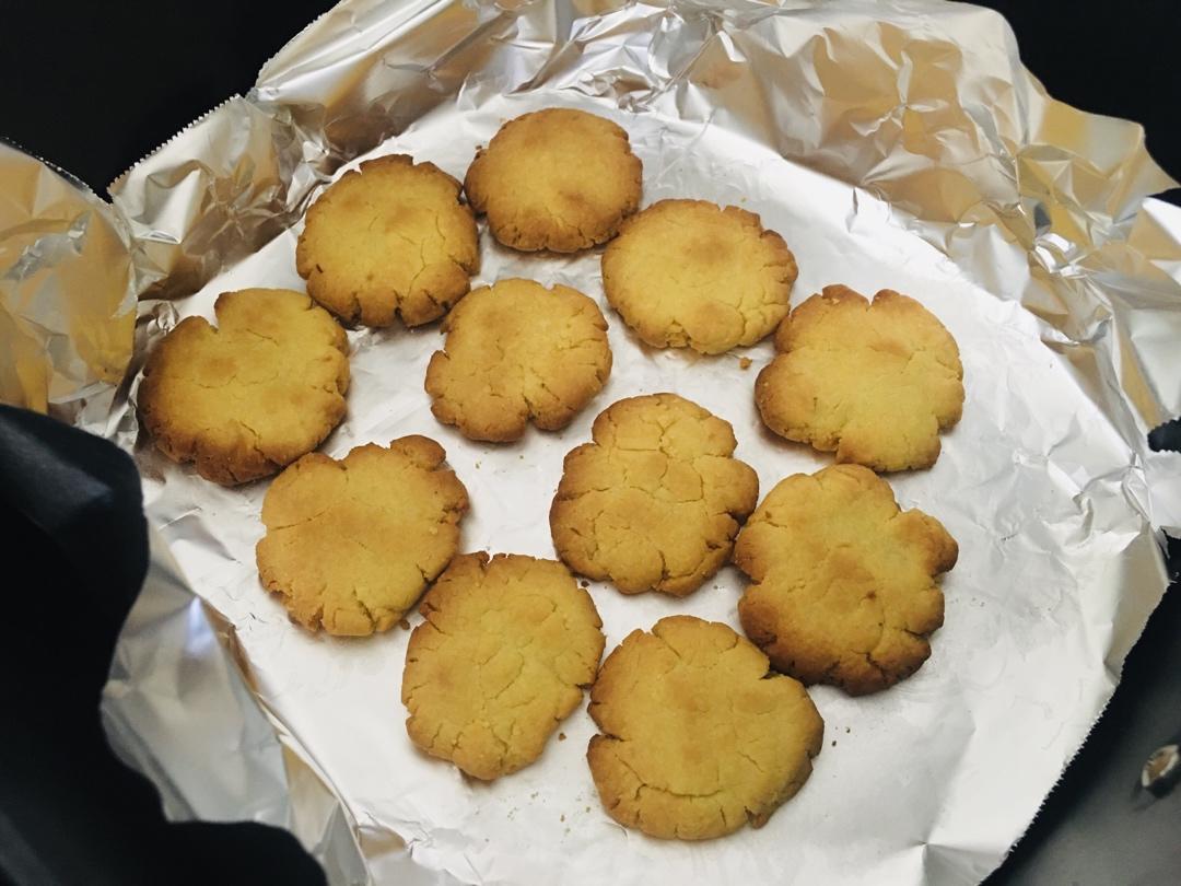 健身狗必备——消灭熟蛋黄的低卡饼干（蛋奶素）附热量参考