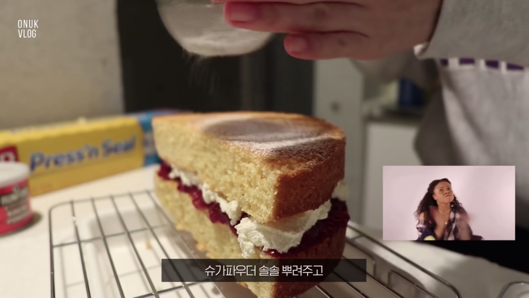 onuk vlog 维多利亚蛋糕Victoria Cake的做法 步骤12