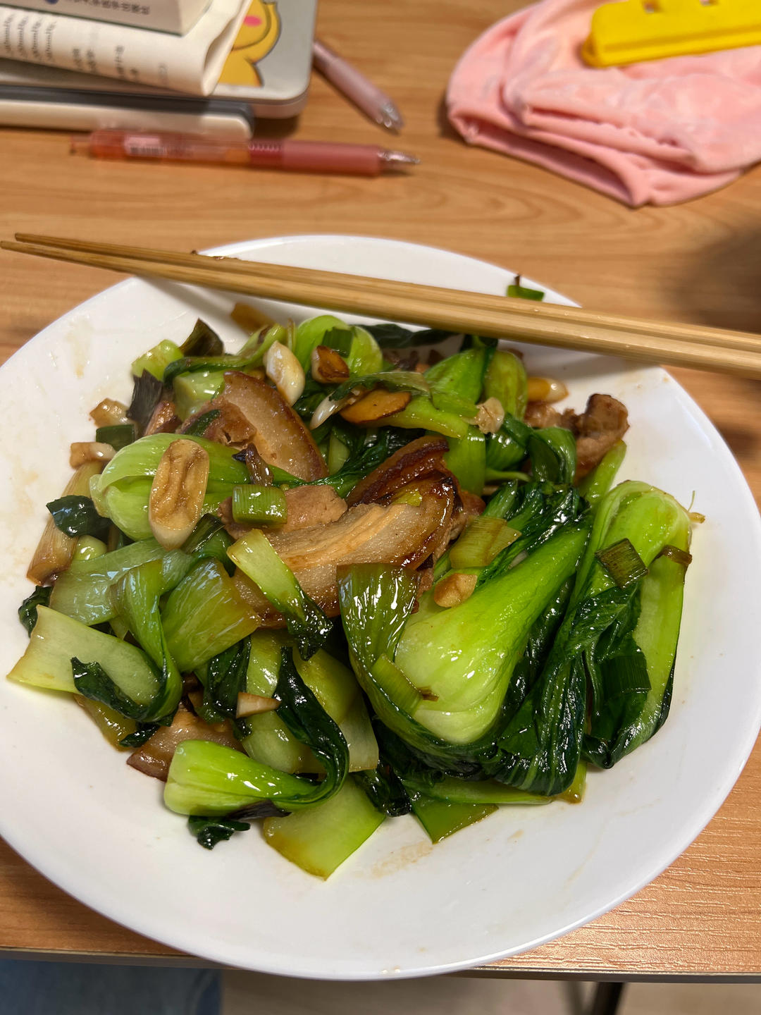 五花肉炒青菜