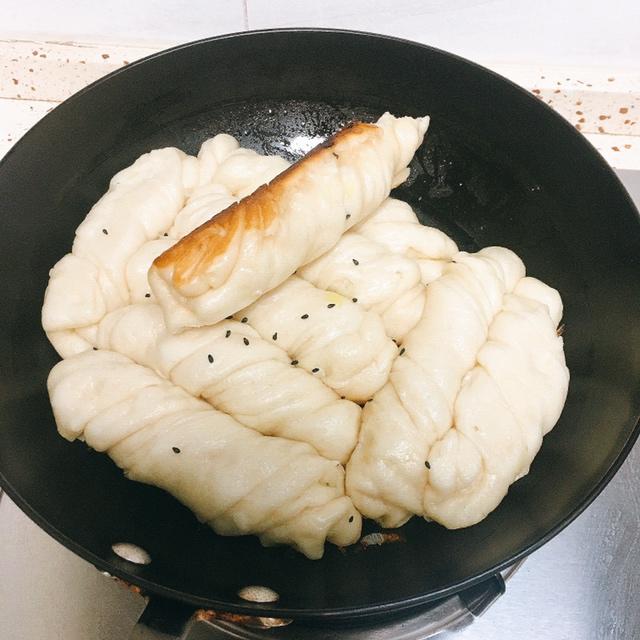 一定要做！—煎卷子【生煎花卷】