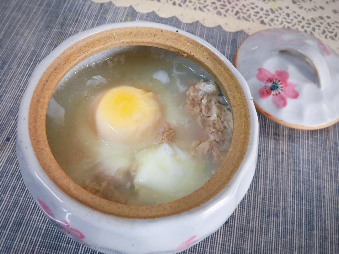 杨柳77做的瓦罐鸡蛋肉饼汤