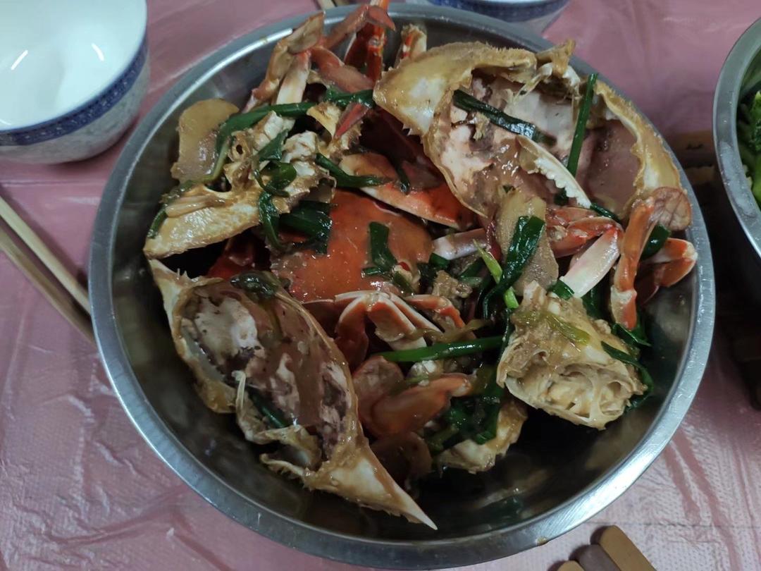 姜葱炒花蟹