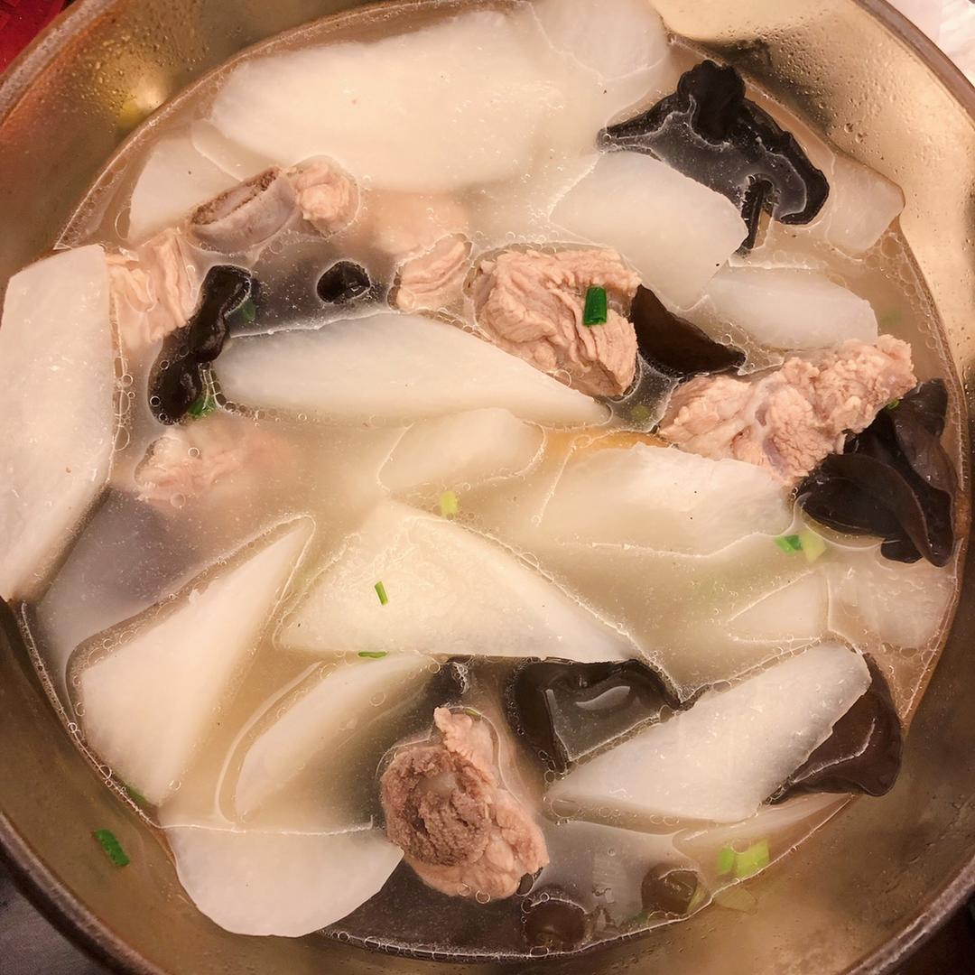 谢颖gogo33做的小排萝卜汤