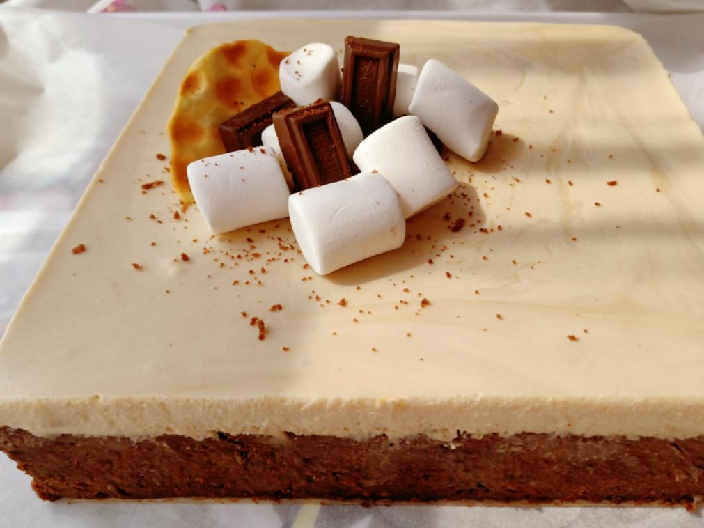 布朗尼乳酪红茶慕斯蛋糕