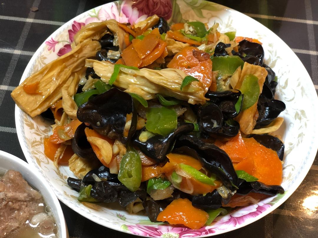 素炒腐竹