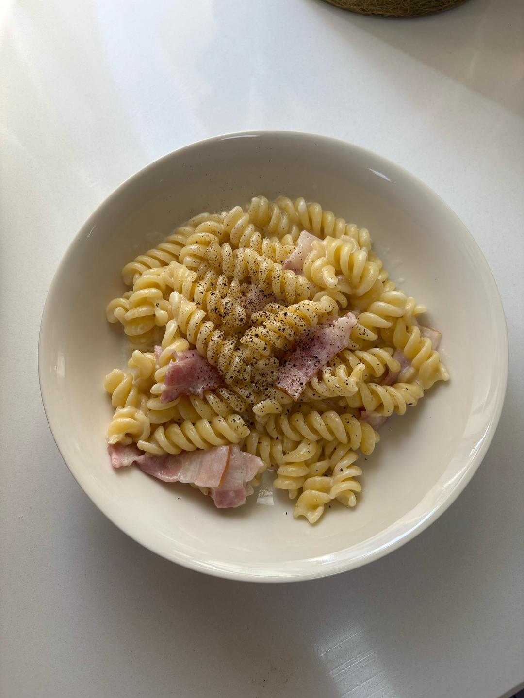 用牛奶也可以做奶油培根意面