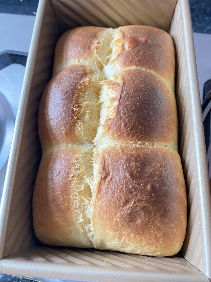 吃过这个黄油面包Brioche，你很难再爱上街边蛋糕店的面包店