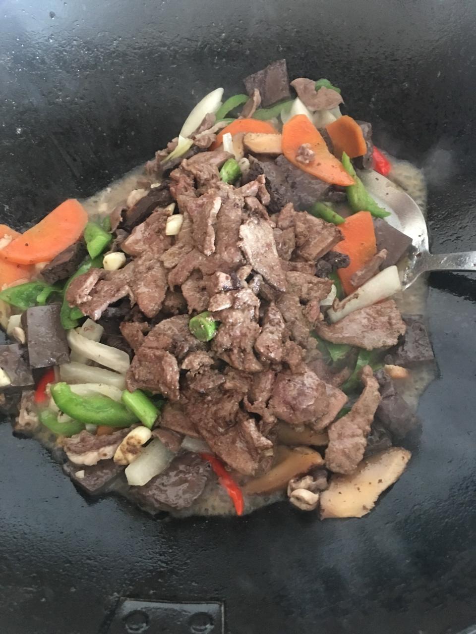 爆炒羊肝