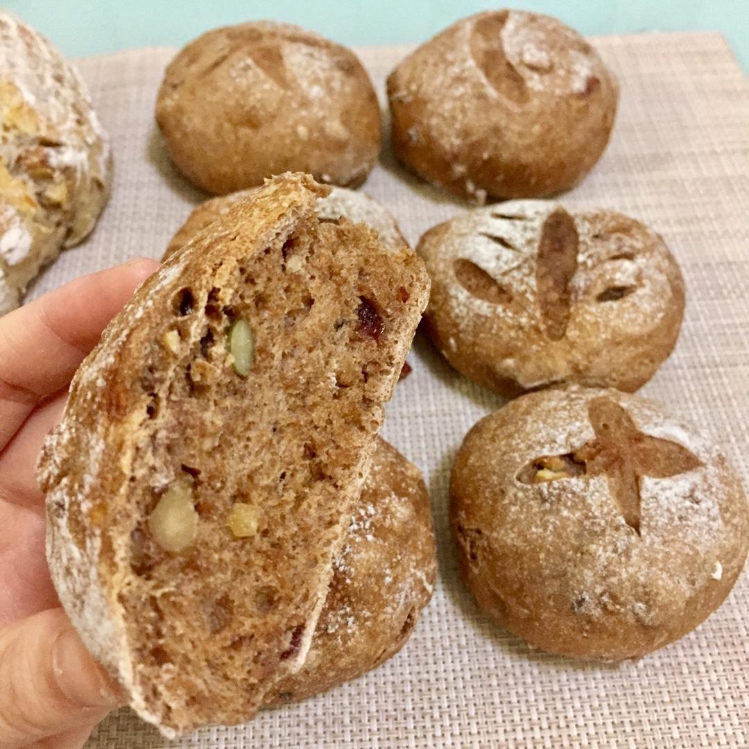 【面包食验】天然酵母蔓越莓核桃面包 Sourdough Cranberry & Walnuts Bread