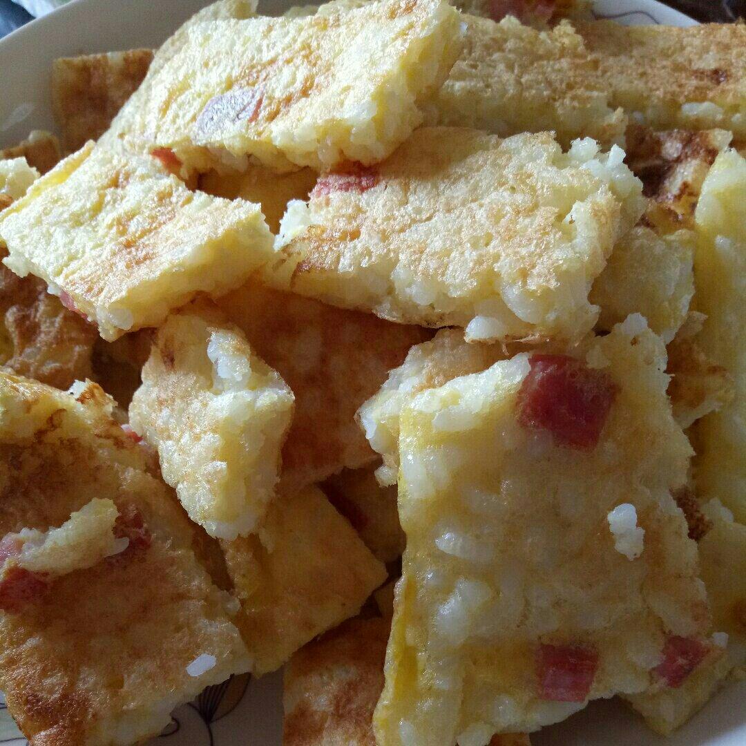 剩米饭的一百种吃法之米饭鸡蛋饼