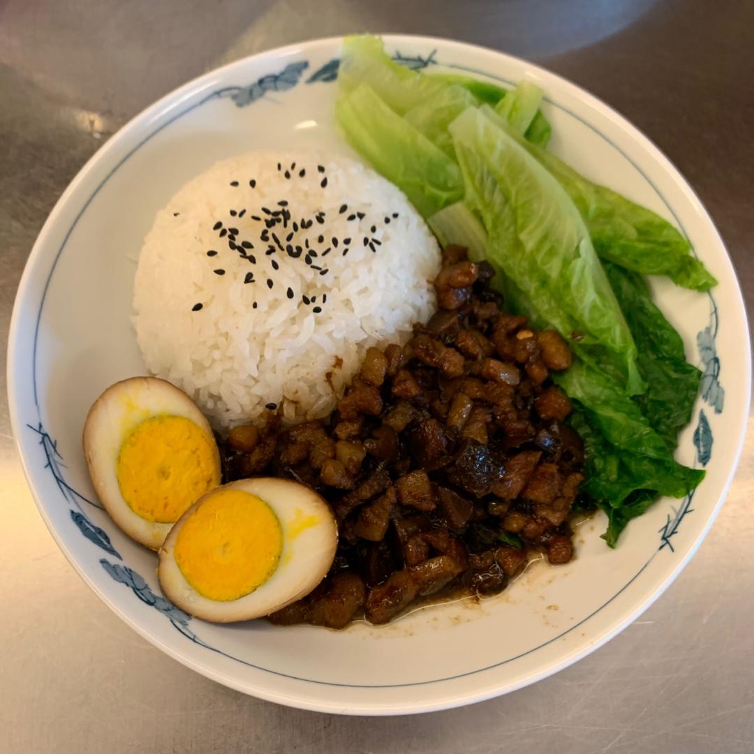 台式卤肉饭